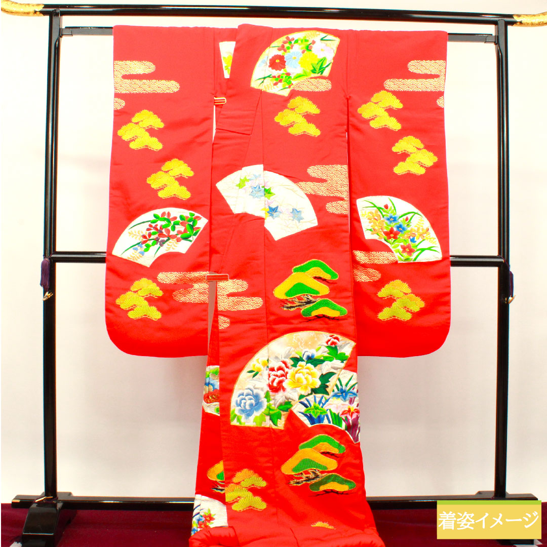 Colored uchikake, pure silk, length 183cm, sleeve length 66cm, Karaori, gold thread embroidery, fan surface, pine, A rank, lined, red, 1110000683912