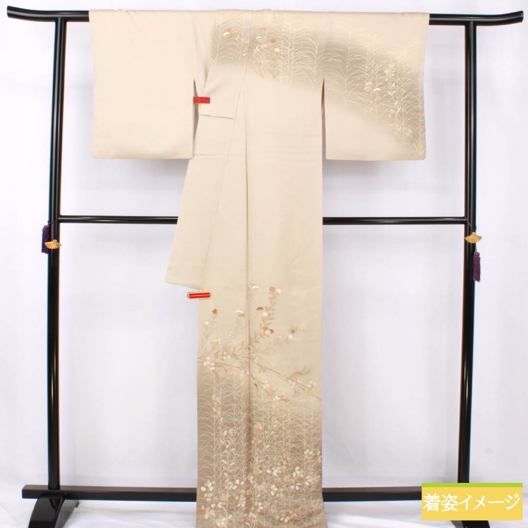 Visiting Kimono, Pure Silk, Grade A, Lined, Length 165.5cm, Sleeve Length 64cm, Tonokoiro (Tonokoiro) Kyoto Yuzen, with a Beige Design of Japanese Pampas Grass, Flowers, and Hagi (Japanese Bush Clover) Item Number: 1112007253525