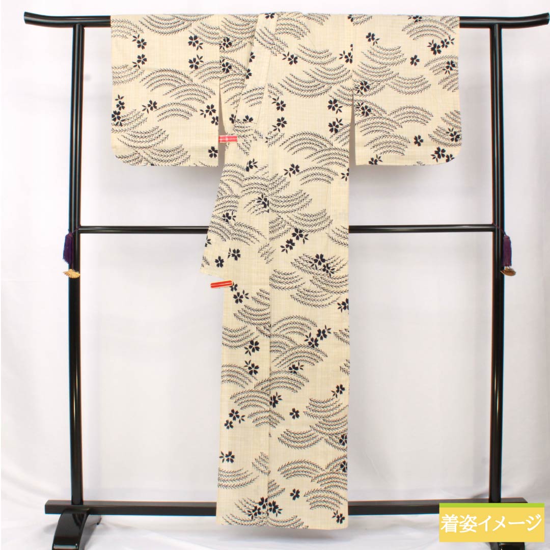 浴衣 木綿 身丈159cm 裄丈65cm Sランク 単衣 ベージュ系 桑色白茶色(くわいろしらちゃいろ) 笹 花 1118006252325