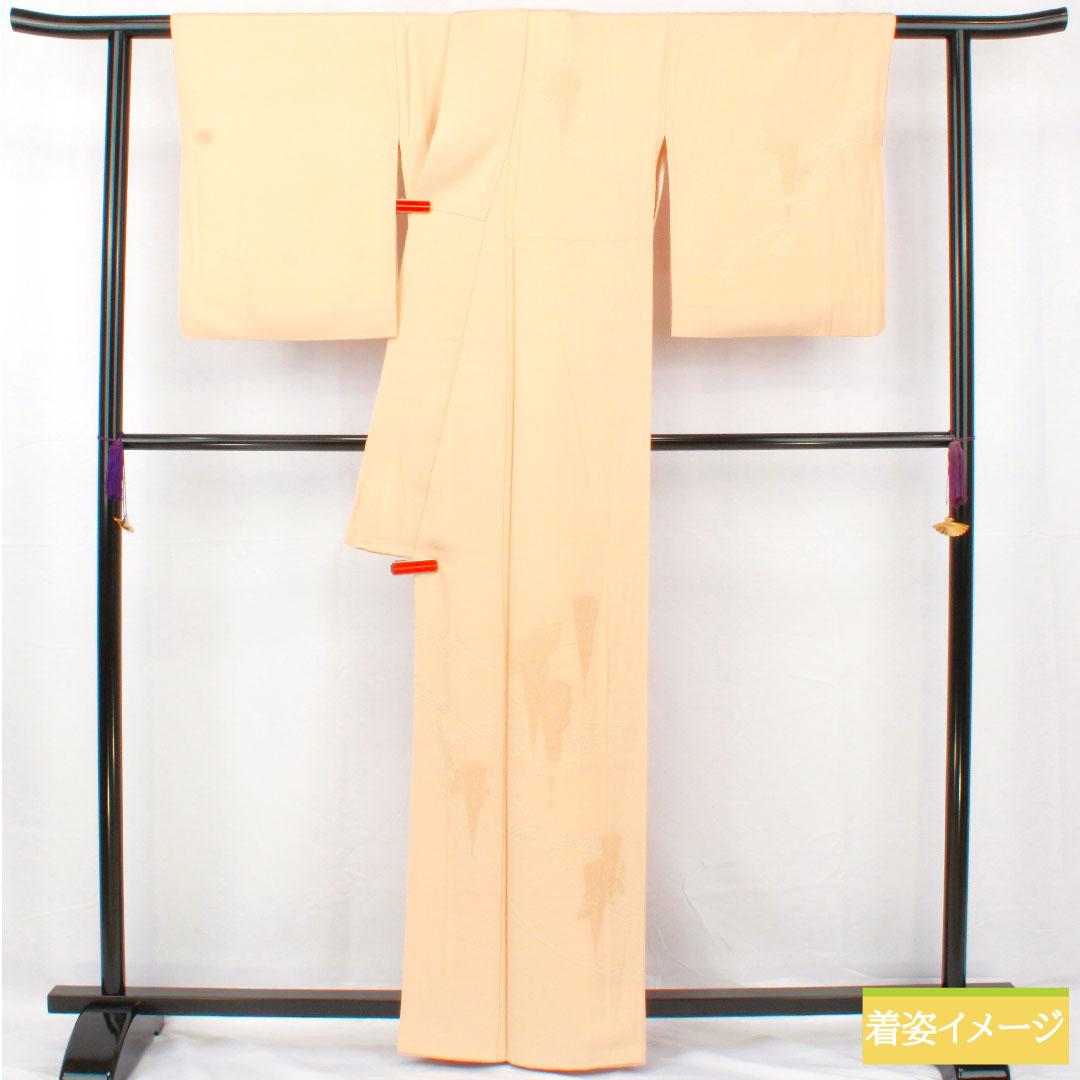 訪問着 正絹 袷 身丈161.5cm 裄丈66.5cm 肌色(はだいろ) 相良刺繡 扇子 鶴 一つ紋 上り藤に大の字 Aランク 橙系 1112005563426