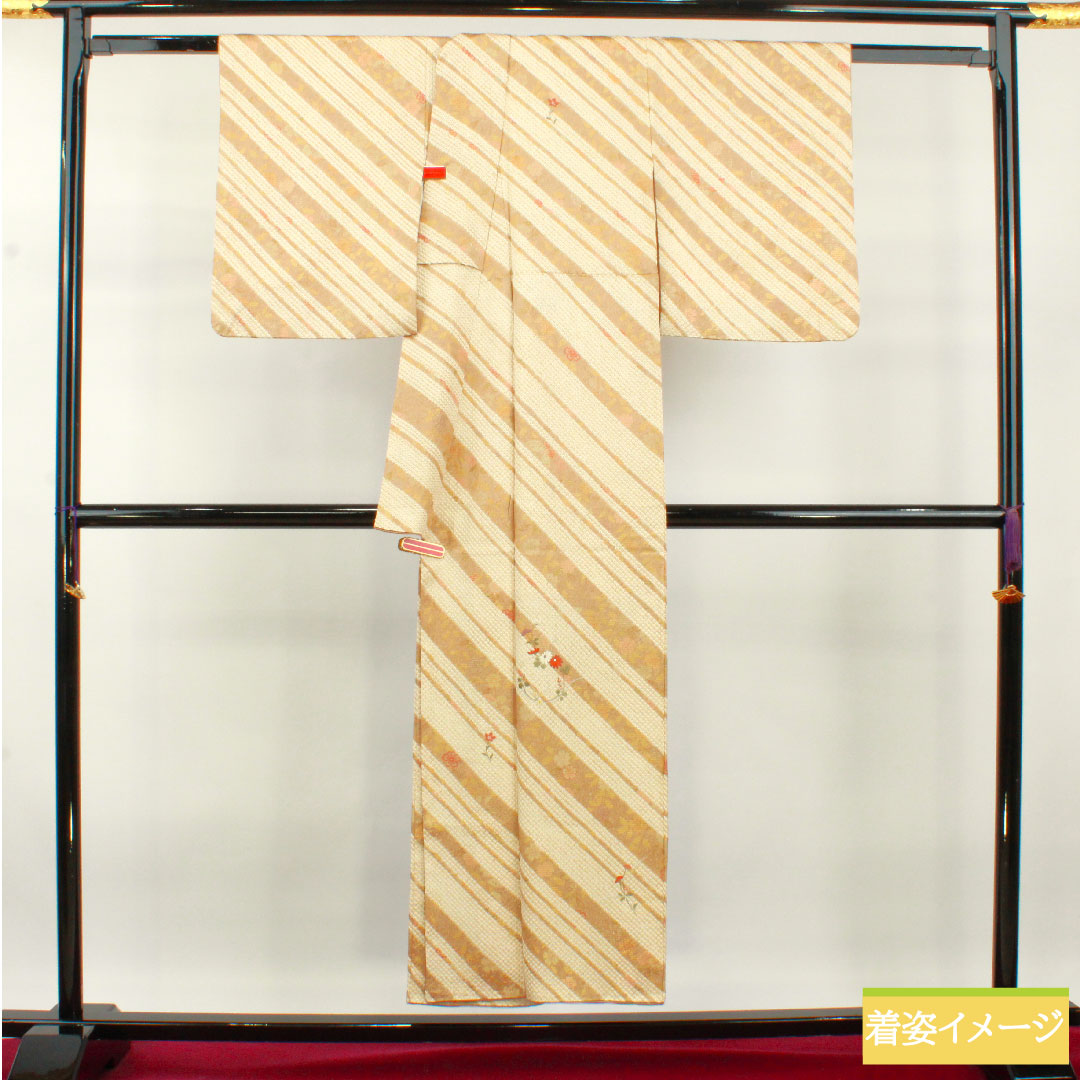 Homongi, pure silk, lined, length 150cm, sleeve length 62.5cm, walnut color, tie-dye, Kyoto yuzen, embroidery, floral pattern, S rank, beige, 1112004452125