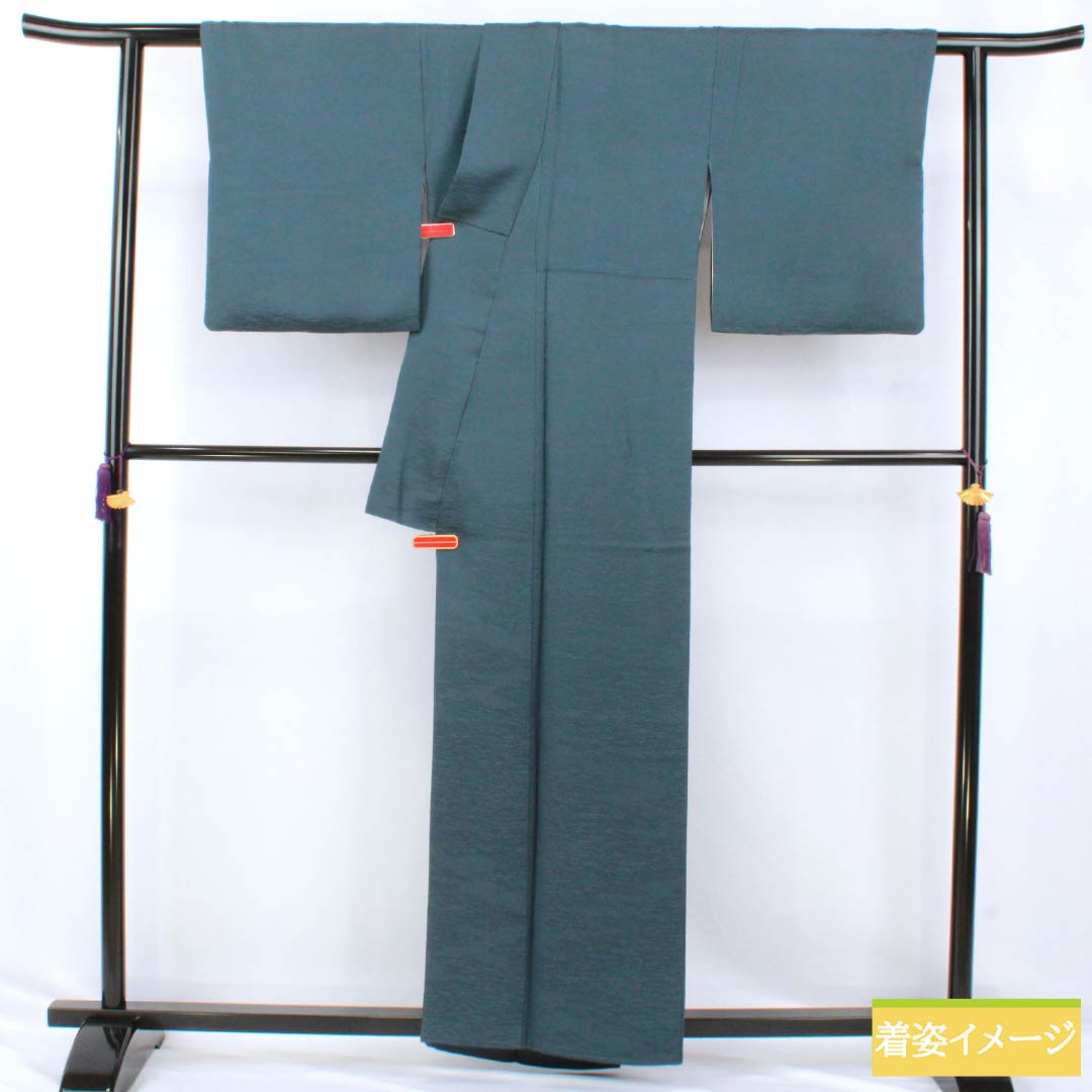 Solid-colored silk kimono, S-rank, length 160cm, sleeve length 67cm, Noshime Hanairo (flower-colored wrapping), single crest, three holly leaves in a circle, rippled pattern, lined, blue, 1114002552417