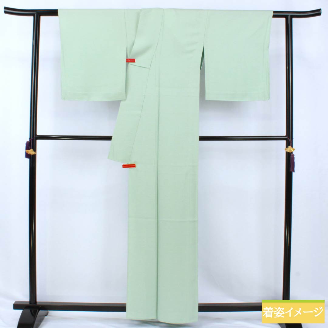 Solid-colored silk kimono, S rank, length 160.5cm, sleeve length 65.5cm, hisoku (hisoku) color, single crest, sword and katabami (sewn crest), green, single-layer, 1114002352419