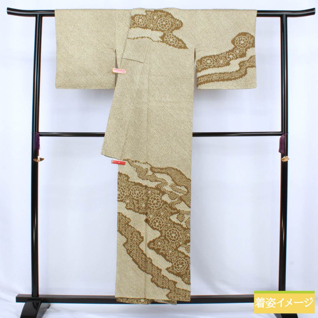 Homongi (formal formal wear), pure silk, A-rank, lined, length 153cm, sleeve length 62.5cm, Senzai-chairo (Chrysanthemum and Flowing Water) pattern, with basting threads, green, product number 1112006753219
