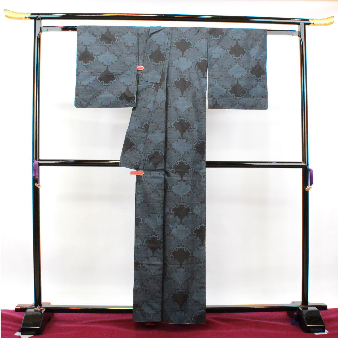 Oshima Tsumugi, Length 160.5cm, Sleeve length 63.5cm, Weft Kasuri, Yukiwa, Pure Silk, A Rank, Awase, Navy Blue, 1116002823418