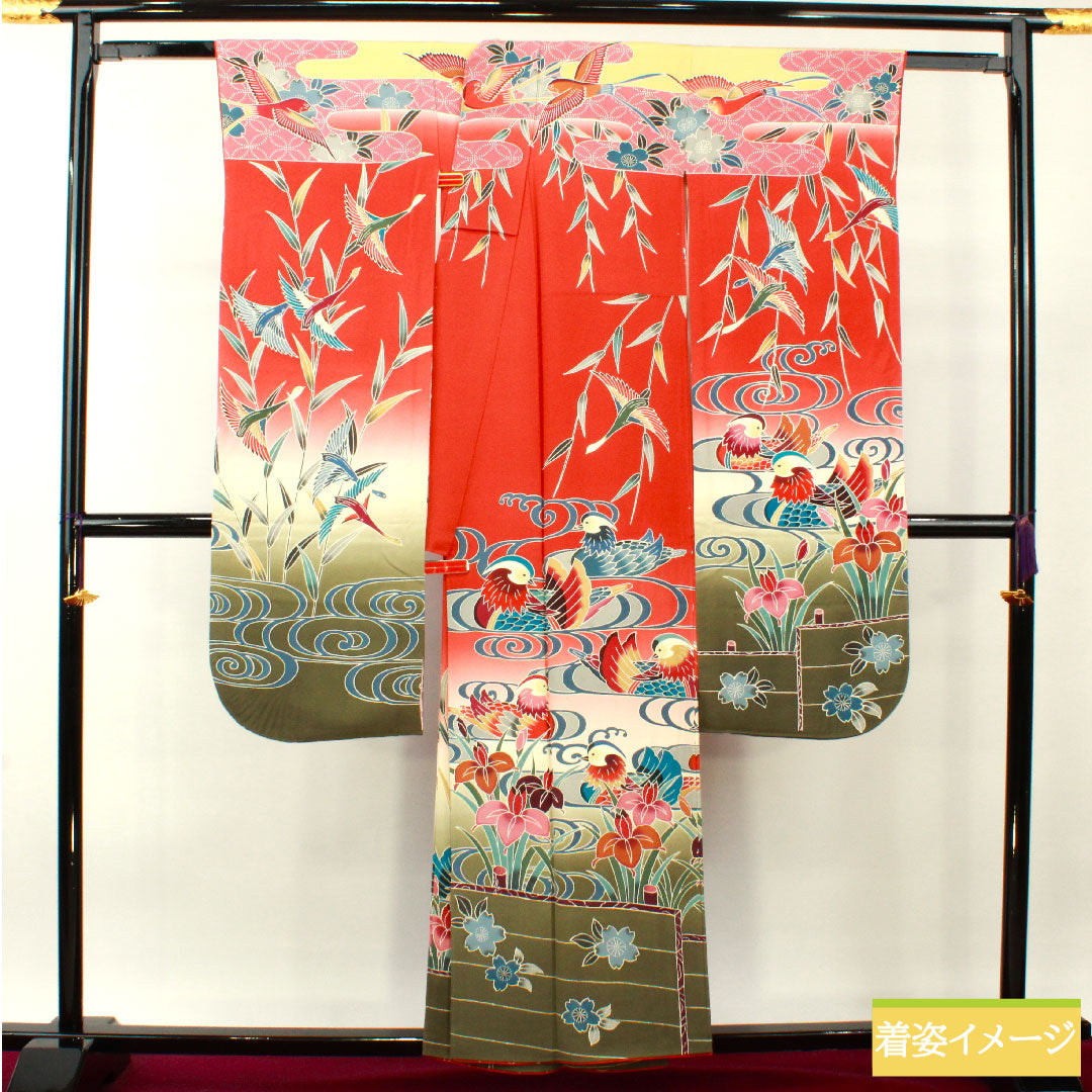 Furisode, pure silk, length 157.5cm, sleeve length 66.5cm, lined, scarlet, Kyoto Bingata, auspicious motif, mandarin ducks, S rank, red, 1113002092312