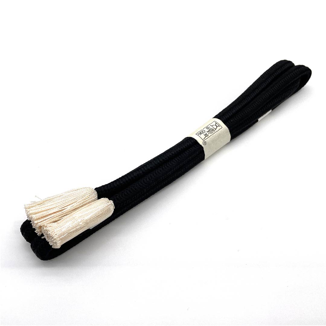 (New old stock) Obi-jime (belt fastener) made of pure silk, quarter-length cord, black color, Goshima-himo, Edo-kumihimo, new old stock, length approx. 159cm, width approx. 1.2cm, casual, S rank, black, 1135002562310