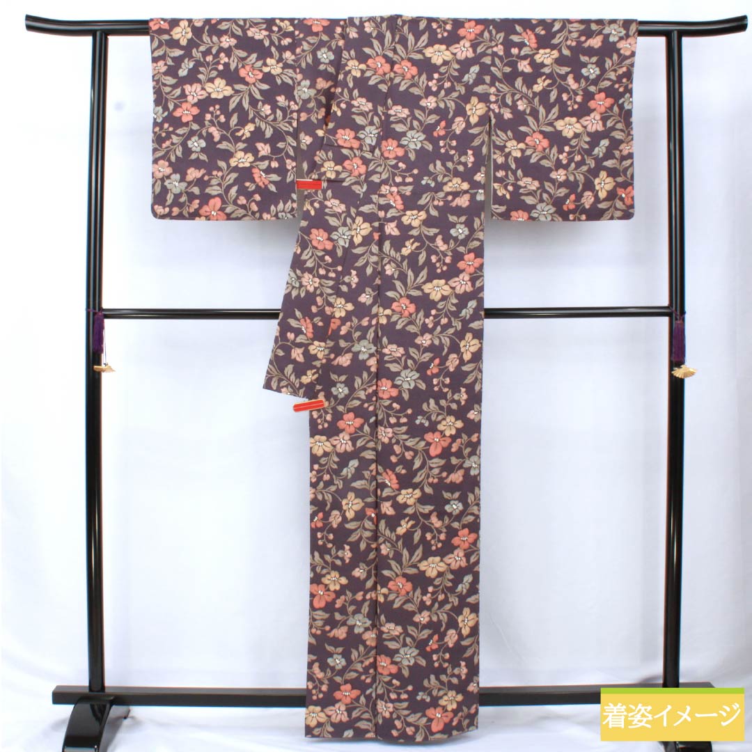Komon (small pattern) kimono, pure silk, length 162cm, sleeve length 64cm, lined, deep purple (Fukaki Murasaki Iro), Saaya pattern, floral pattern, S rank, purple, 1115005972420