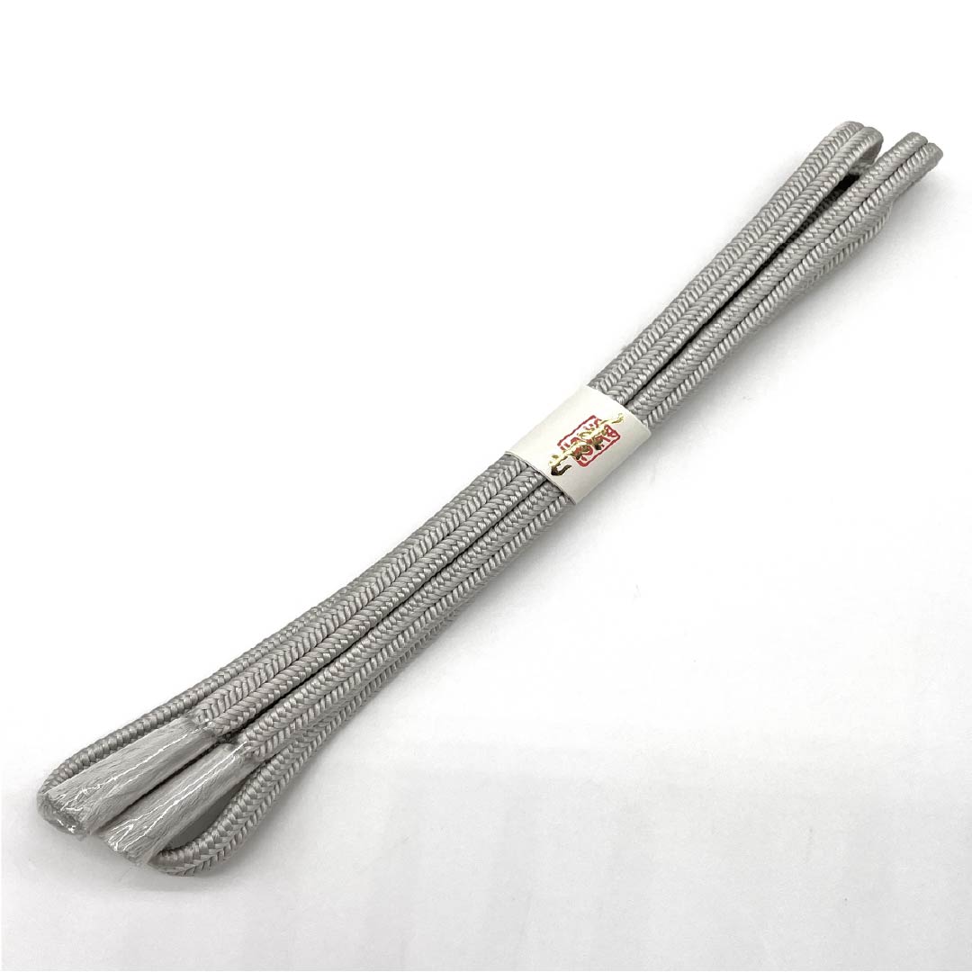 (New old stock) Silk obijime (belt fastener) Light gray (light grey) Crown set New old stock Length approx. 151.5cm Width approx. 1cm Semi-formal NEW rank Gray 1135003521322