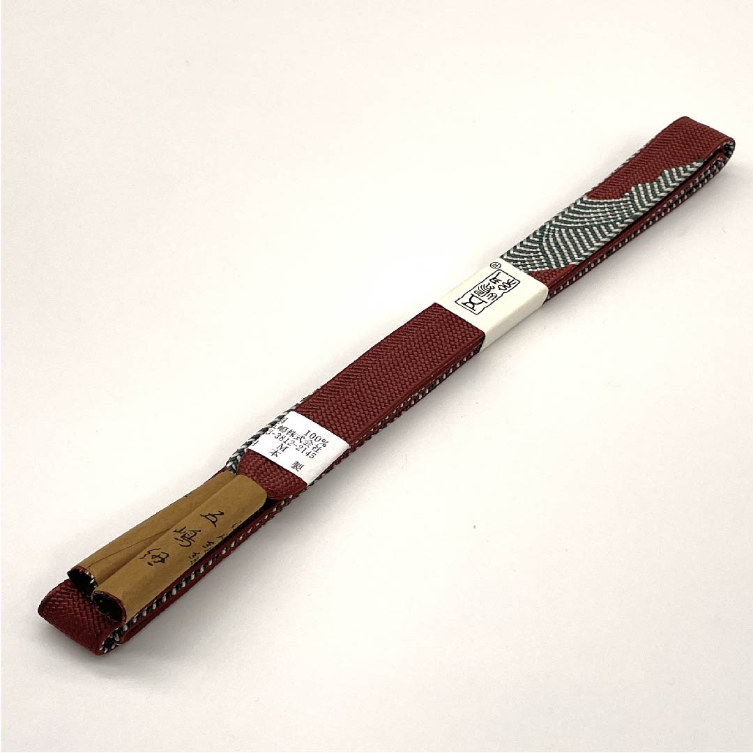 (New old stock) Obi-jime (belt fastener) Pure silk quarter-length cord Reddish brown Goshima cord Edo braid New old stock Length approx. 162cm Width approx. 1.7cm Casual S rank Brown 1135002932314