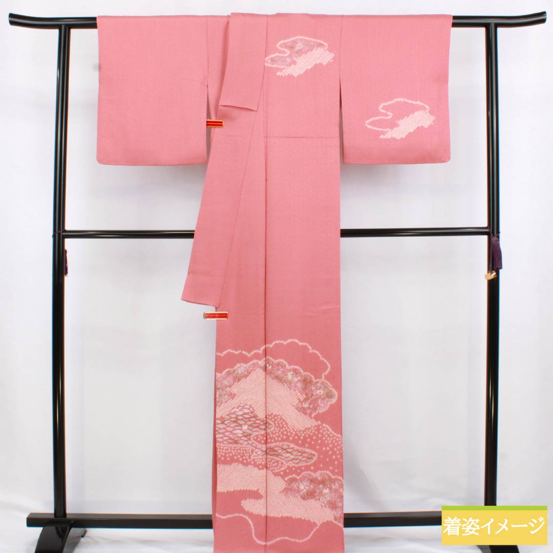 訪問着 正絹 Bランク 袷 身丈164.5cm 裄丈64cm 長春色(ちょうしゅんいろ) 絞り 刺繍 紗綾形 雲取り ピンク系 1112006214413