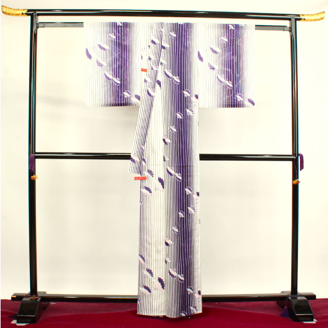 Summer kimono, polyester, small pattern, length 162.5cm, sleeve length 62cm, washable kimono, fan, stripes, silk, S rank, gradation style, 1132000712499