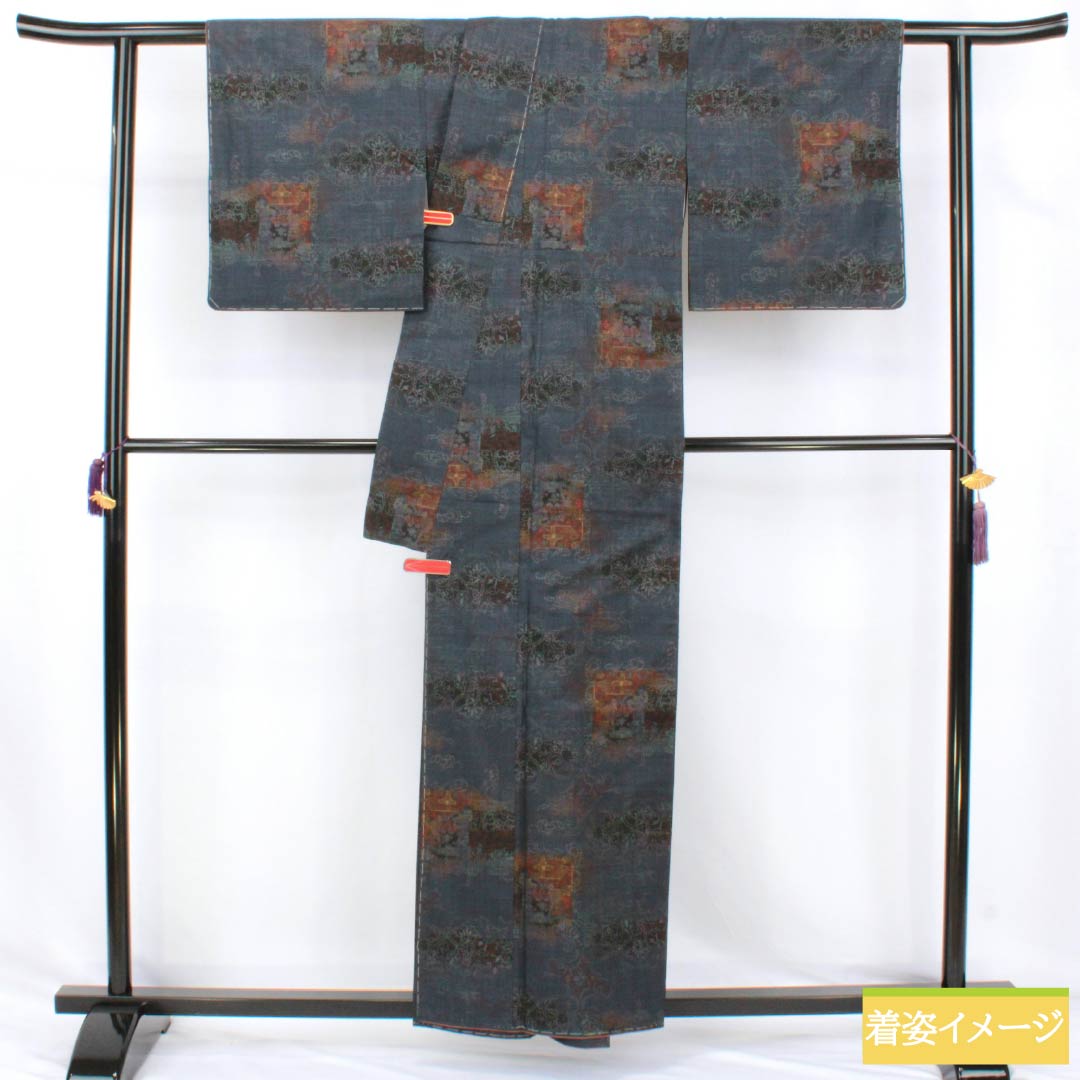 紬 正絹 Sランク 身丈157cm 裄丈65.5cm 燻色(ふすべいろ) 大島紬 一元絣 抽象模様 袷 紺系 1116004782318