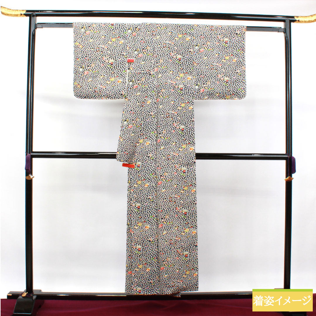 小紋 正絹 身丈152cm 裄丈60.5cm 袷 吉祥文様 しつけ糸付き 未使用品 Sランク 黒系 1115003822210