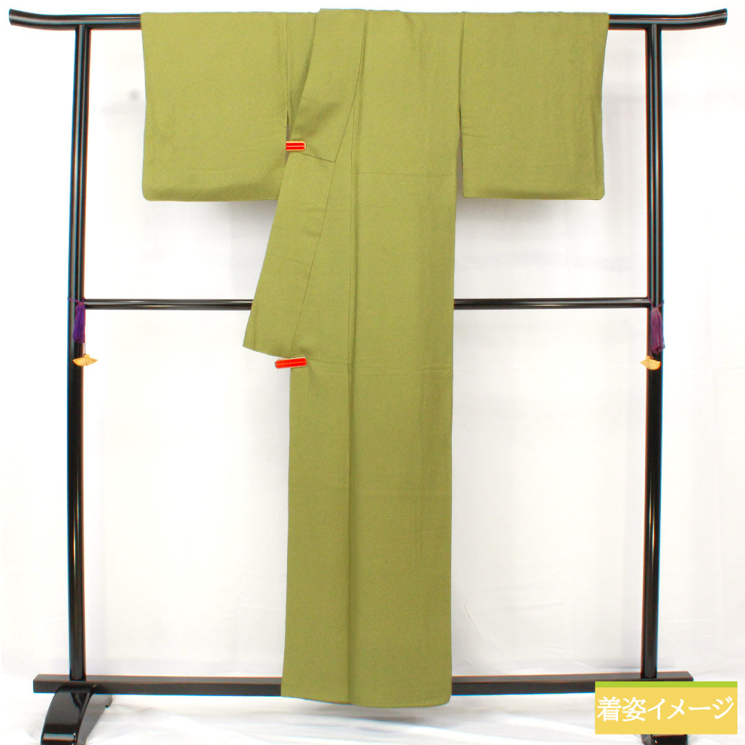 色無地 正絹 身丈157cm 裄丈64cm 柳茶色(やなぎちゃいろ) 一つ紋 蔦 袷 Sランク 緑系 1114001592319