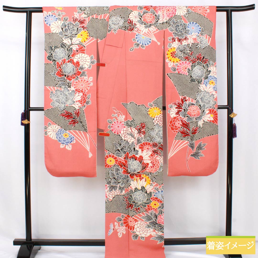 振袖 正絹 Sランク 身丈165.5cm 裄丈67cm 袷 中紅色(なかべにいろ) 京紅型 吉祥文様 ちりめん地 ピンク系 1113002472513