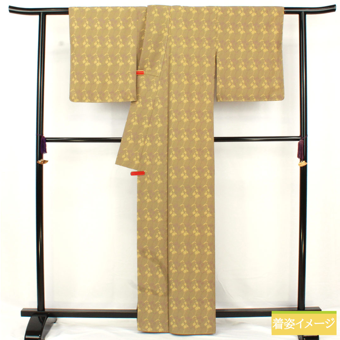 小紋 ポリエステル 身丈163cm 裄丈65cm 袷 紀州茶色(きしゅうちゃいろ) 洗える着物 抽象花 しつけ糸付き 未使用品 Sランク 緑系 1115004922419