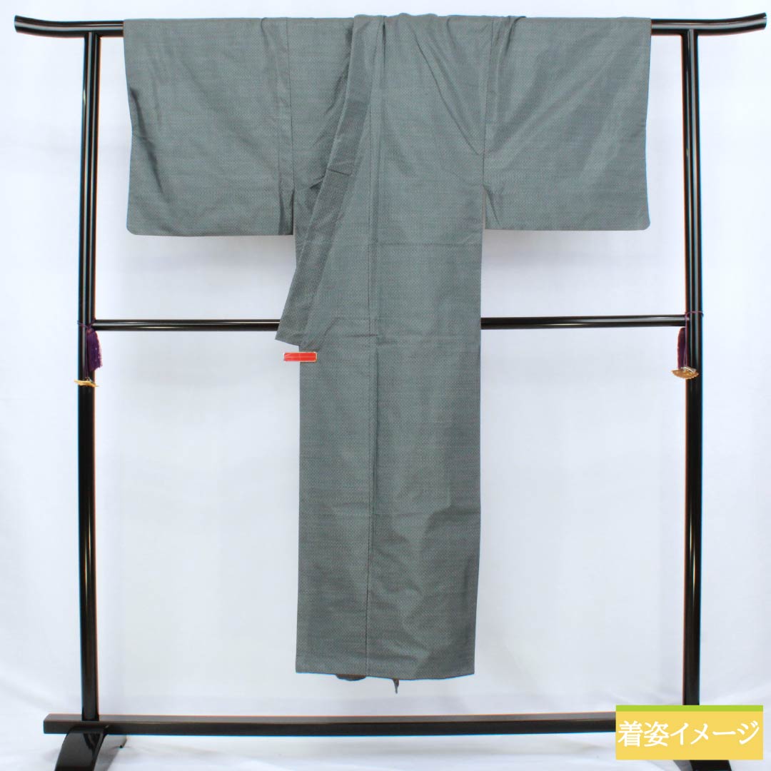 男物 正絹 Sランク 身丈142.5cm 裄丈65.5cm 黒橡色(くろつるばみいろ) 縞 絣 大島紬 袷 緑系 1119001172419