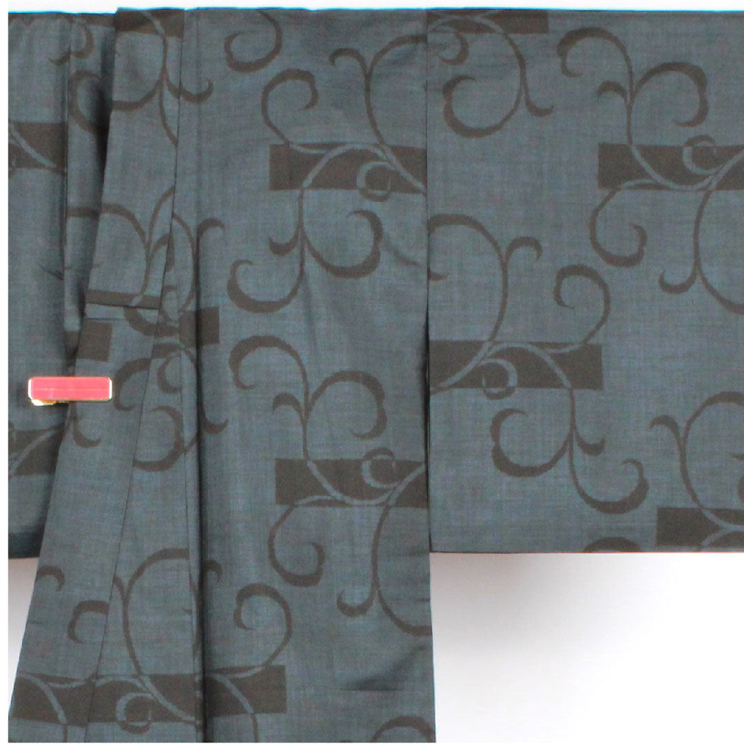 Oshima Tsumugi, Length 158.5cm, Sleeve length 62.5cm, Indigo dye, 12 marks, Warp and weft ikat, Ivy pattern, Pure silk, S rank, Awase, Navy blue, 1116001602318