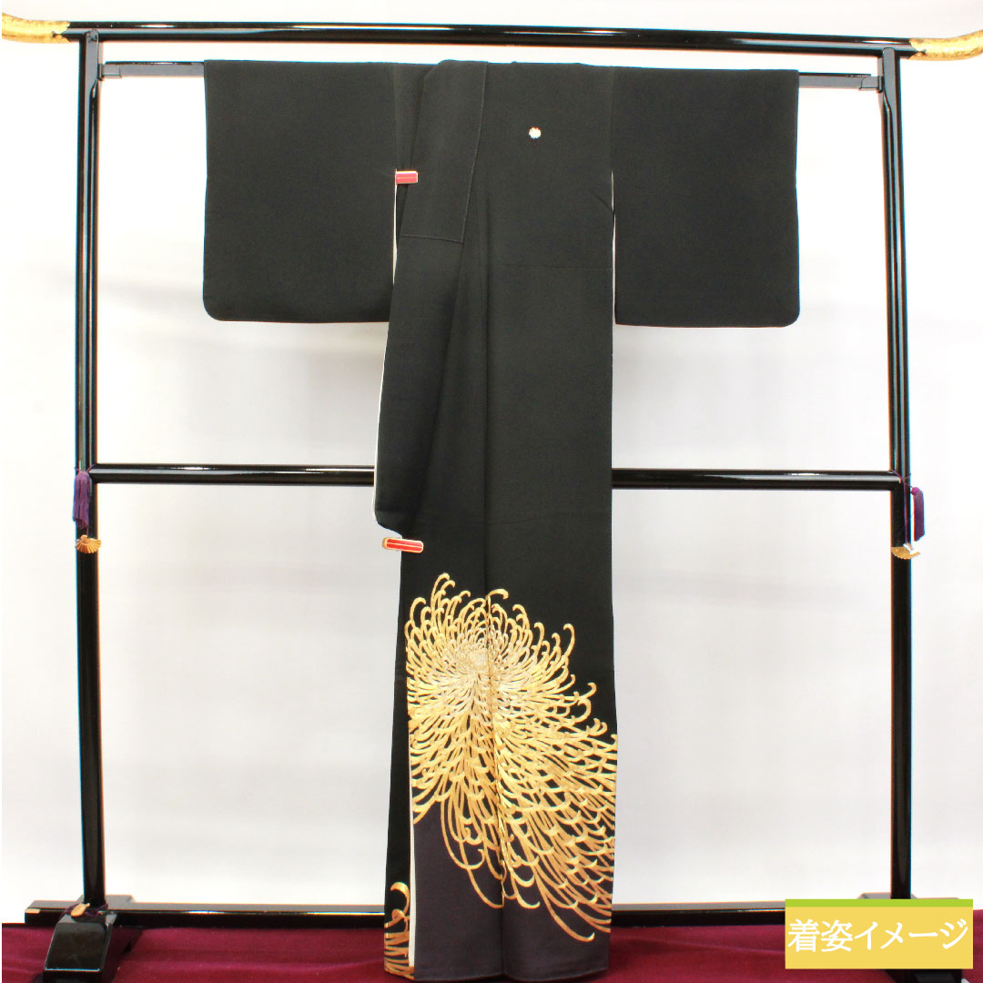 黒留袖 正絹 身丈163.5cm 裄丈66cm 袷 金駒刺繡 菊 揚羽蝶 五つ紋 Bランク 五つ紋 黒系 1111001194410