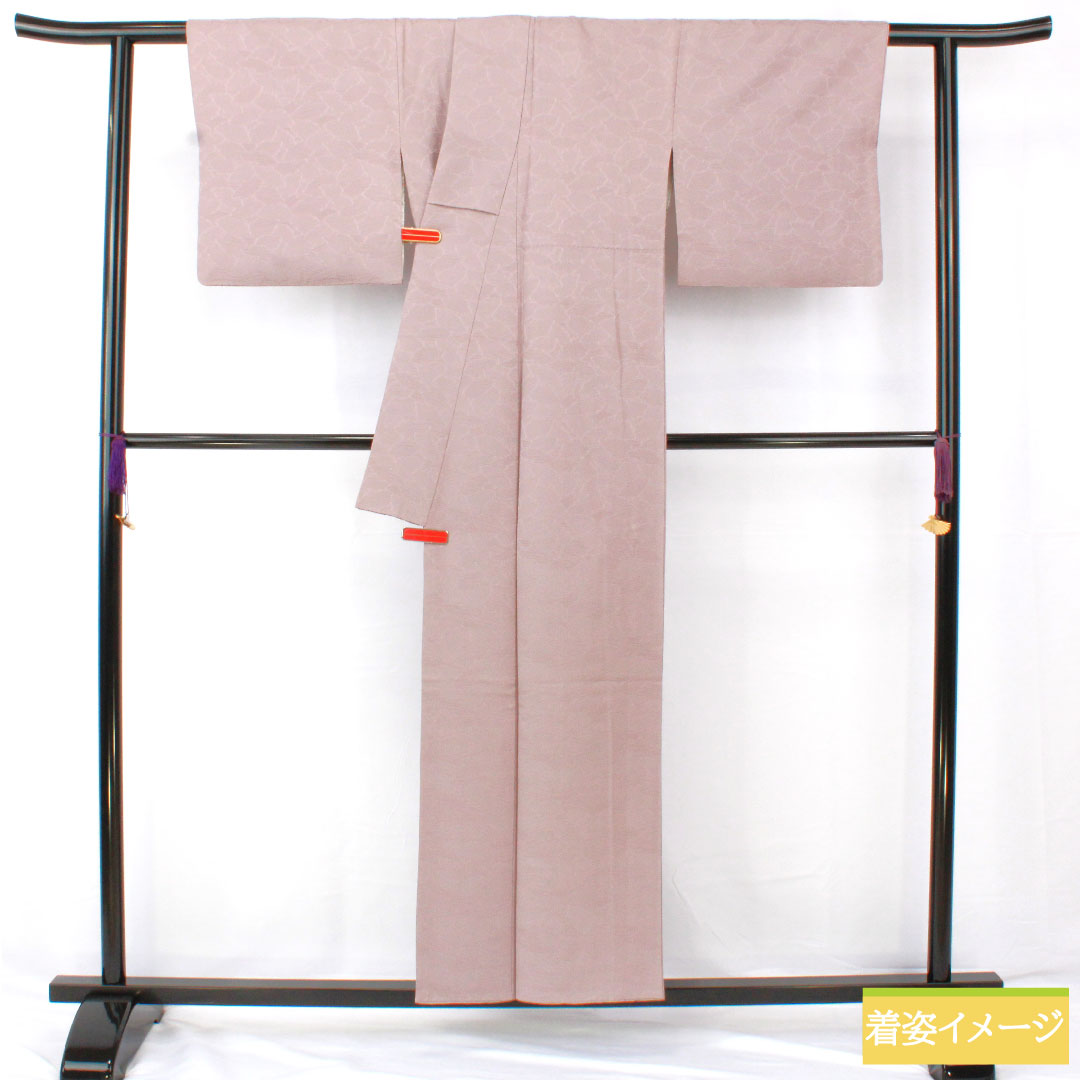 色無地 正絹 身丈154cm 裄丈66cm 桜鼠色(さくらねずいろ) 一つ紋 剣片喰 袷 Sランク 紫系 1114001842220