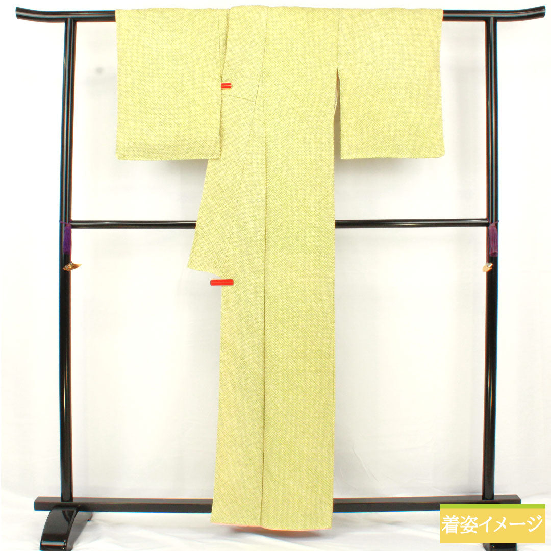 小紋 正絹 身丈162cm 裄丈62.5cm 袷 若菜色(わかないろ) 総絞り 疋田絞 Sランク 緑系 1115004682419