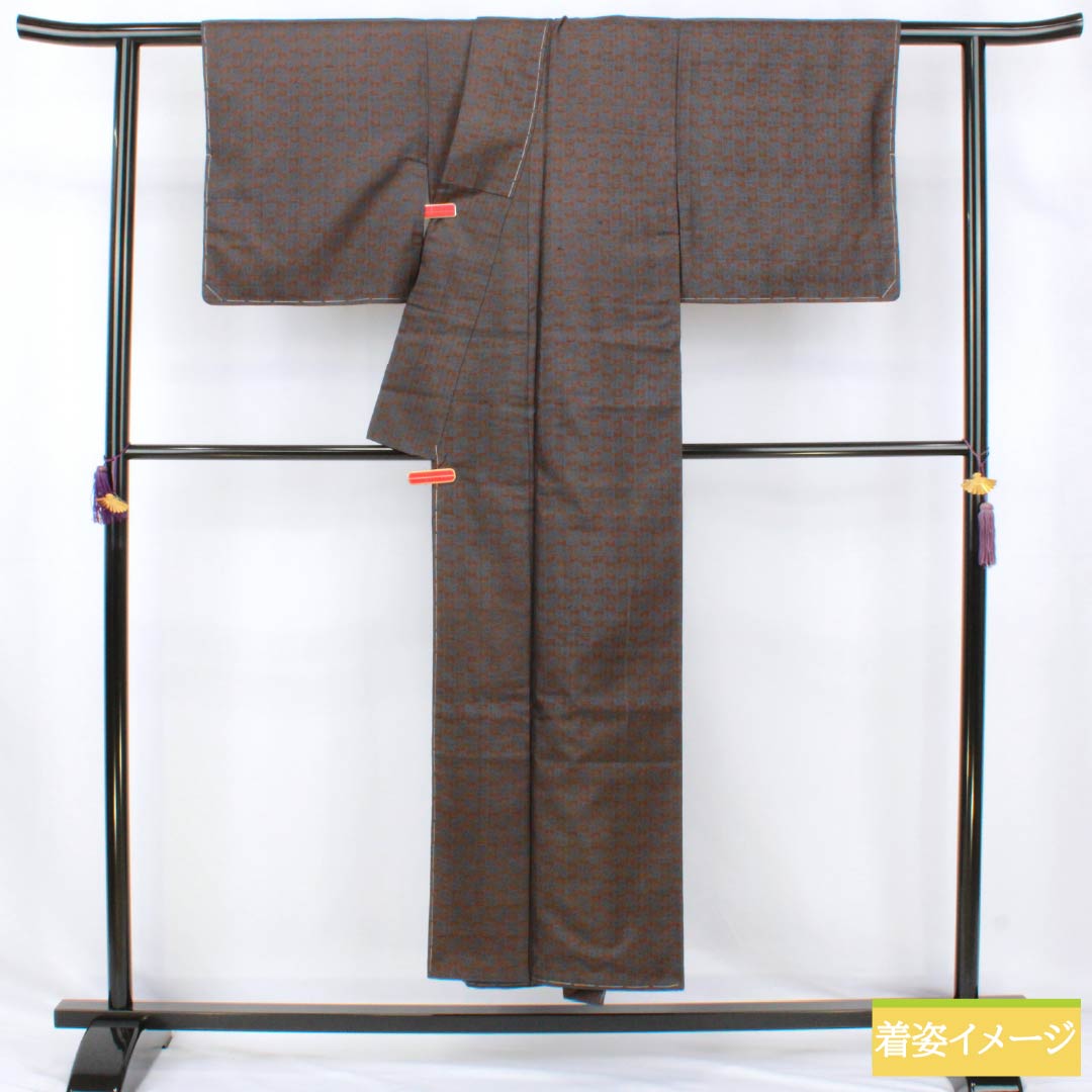 紬 正絹 Sランク 身丈148cm 裄丈63.5cm 憲法茶色(けんぽうちゃいろ) 市松 しつけ糸付き 袷 茶系 1116004802114
