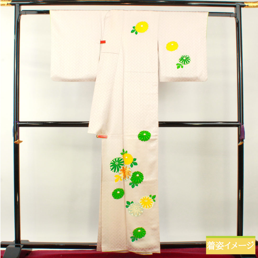 Homongi, pure silk, lined, length 160cm, sleeve length 64.5cm, light cherry blossom color, Kyoto Yuzen, chrysanthemum, S rank, pink, 1112004332413