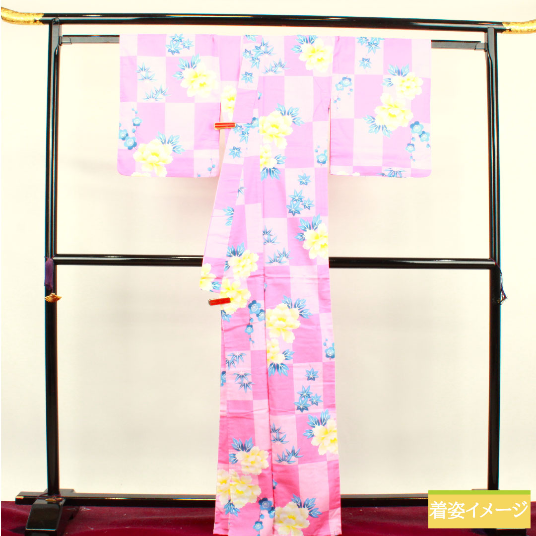 浴衣 木綿 身丈165.5cm 裄丈66cm Sランク 単衣 ピンク系 市松 牡丹 梅 紅葉 1118004652513