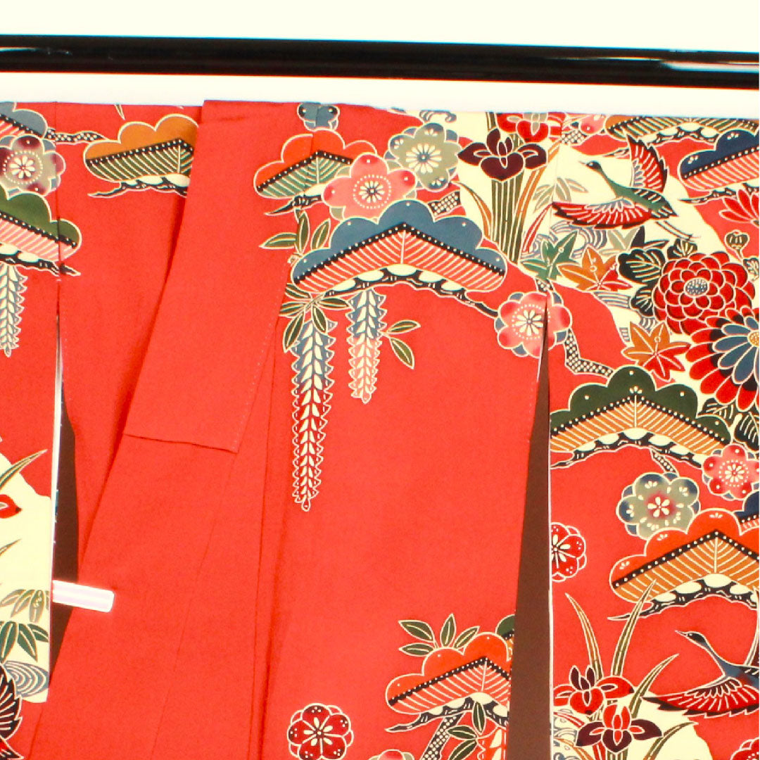 Long-sleeved kimono, length 168cm, sleeve length 67cm, lined, benigara color, Kyoto Bingata, small long-sleeved kimono, pure silk, S rank, red, 1113000852512