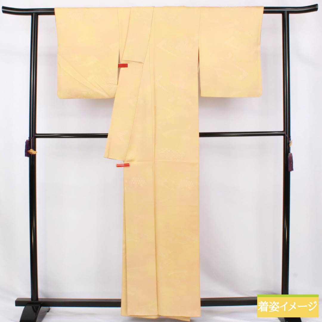 色無地 正絹 Aランク 身丈160cm 裄丈64.5cm 薄柑子色(うすこうじいろ) 密陀僧色(みつだそういろ) ぼかし染め 扇面 袷 橙系 1114002663426