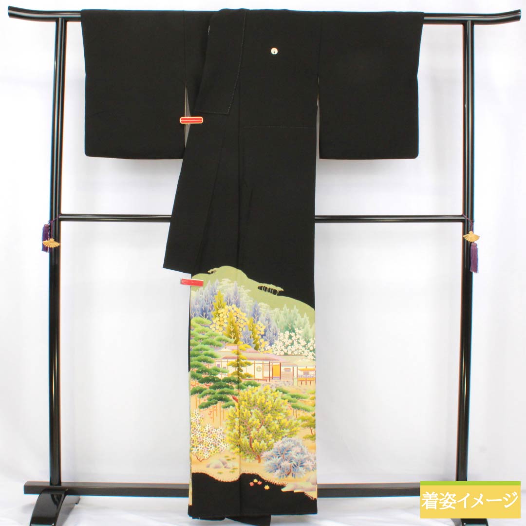 Black Tomesode (Tomesode) - Pure Silk, Grade A, Length 159cm, Sleeve Length 64.5cm, Lined, Kyoto Kaga Yuzen, Five Crests, Embracing Myoga Flower, Artist's Work, Landscape Pattern of Pine and Plum Blossoms, Five Crests, Black, Item Number 1111001963310