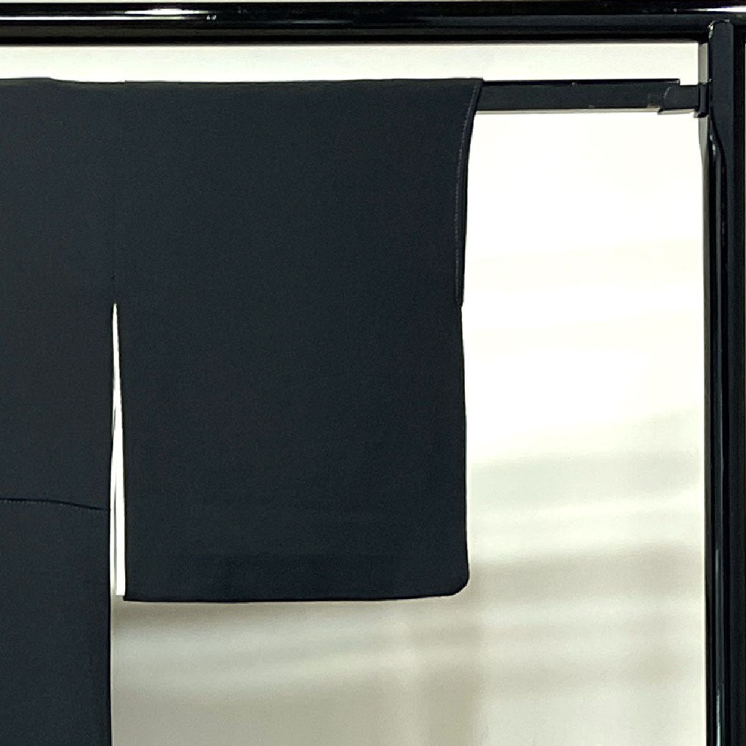Black formal kimono, length 152cm, sleeve length 63cm, lined, artist's work, Kyoto Yuzen, rock garden pattern, bellflower, pure silk, A rank, five crests, black, 1111000923210