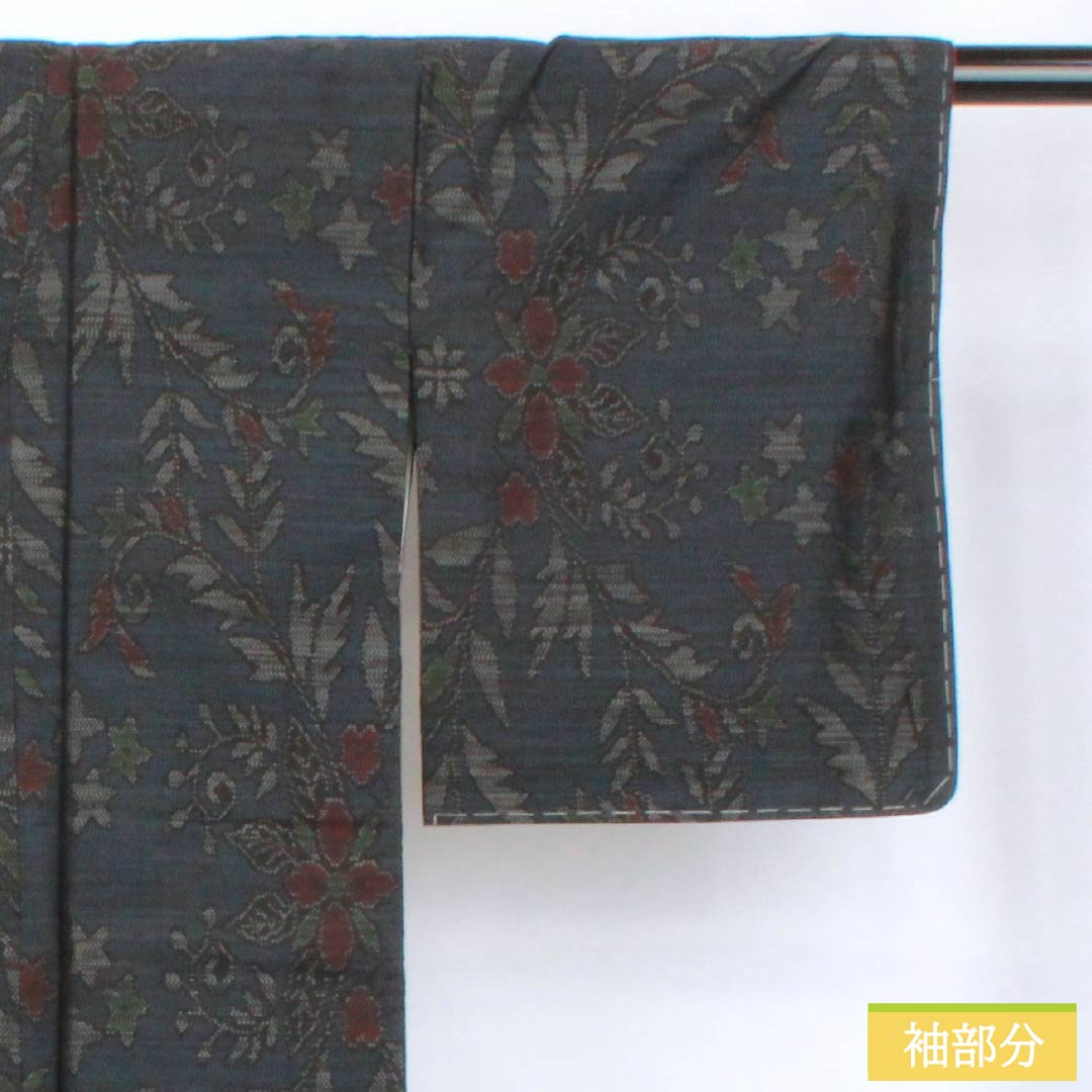 Pure silk tsumugi (pongee) - S rank, length 164.5cm, sleeve length 60.5cm, Oshima tsumugi with a double horizontal kasuri pattern and floral motifs, lined, navy blue, product number 1116004602418