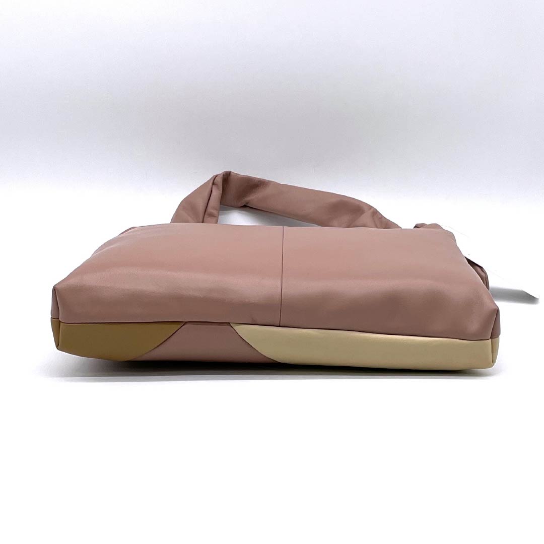 (新古品) 洋装バッグ 牛革 Aランク 新古品 牛革 ワンショルダー ピンク系 119700032313