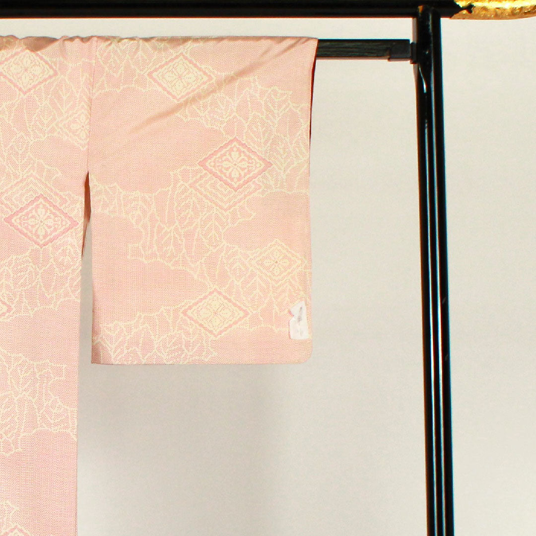 Tsumugi Length 158.5cm Sleeve length 62.5cm Cloud pattern Geometric pattern Poly S rank Awase Pink 1116001162313