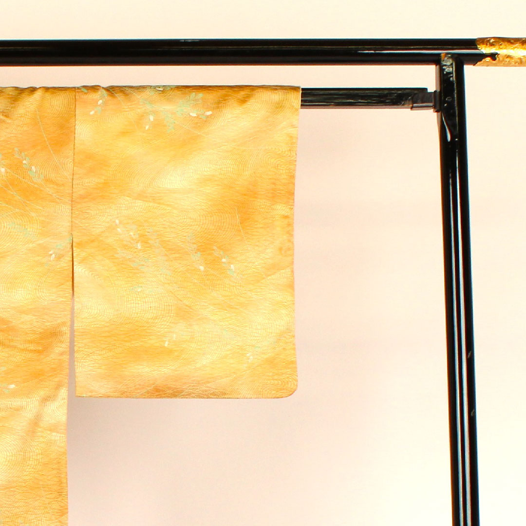 小紋 身丈147.5cm 裄丈61.5cm 袷 洗える着物 流水に葉 ポリ Aランク 黄系 1115000213123