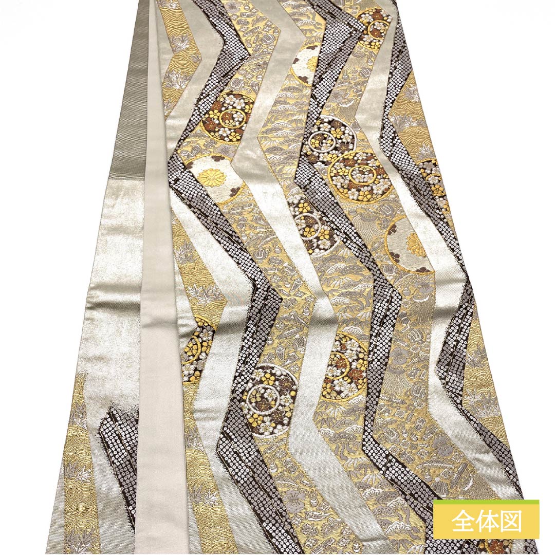 A-Rank Pure Silk Fukuro Obi by Kano Yuki, Perfect for Tomesode (Tomesode), Classic Floral Pattern, Treasure-Filled Design, 444cm Long, Six-Ply, Formal, Silver, Item Number: 1123015533322