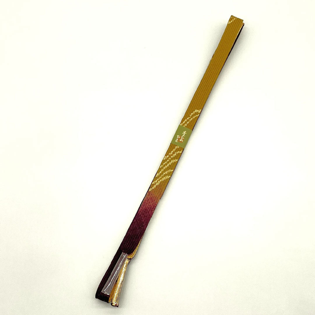 (新古品) 帯締め・帯揚げセット 正絹 NEWランク 桑染色(くわぞめいろ) 手ぐみ 青丹色(あおにいろ) 植物模様 長さ約160cm 幅約1.7cm セミフォーマル 緑系 1141000541319