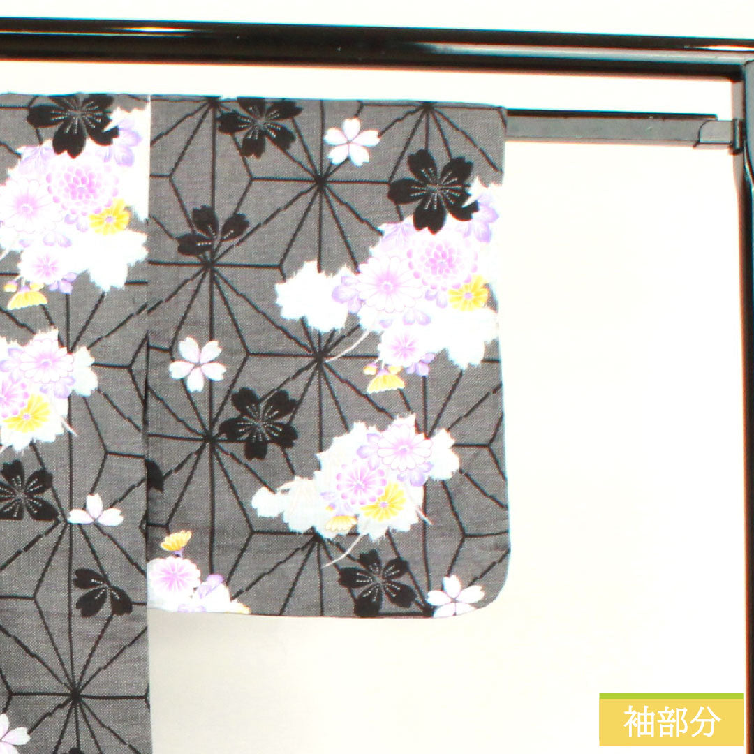 Yukata Cotton Length 160cm Sleeve length 64cm S rank Single layer Black Hemp leaf Chrysanthemum Cherry blossom 1118004532410
