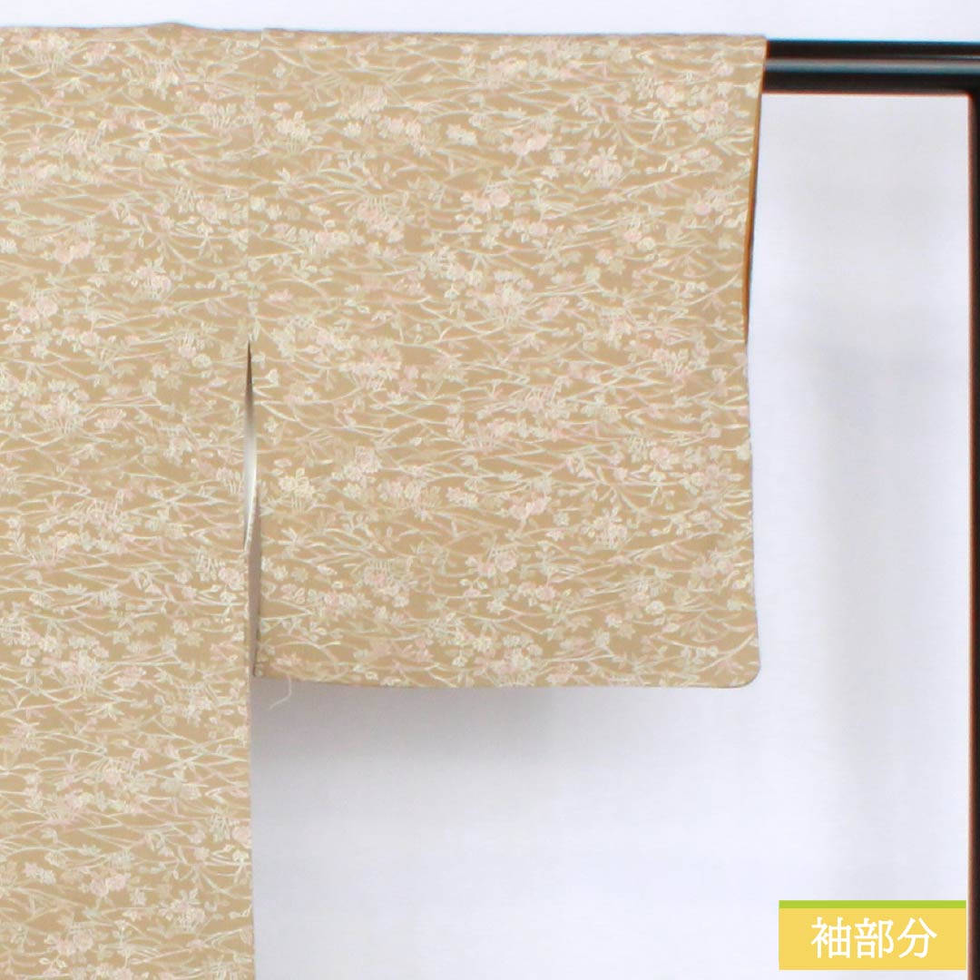 Komon (small pattern) kimono, pure silk, S rank, length 162cm, sleeve length 66cm, lined, naikisusutakeiro (soot-colored bamboo), crepe fabric, plant and folk art design, Chayatsuji, shrink-proof, beige, product number 1115007752425