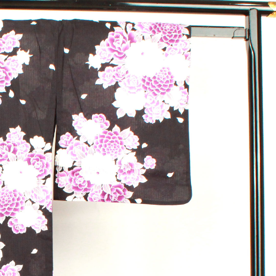 浴衣 菊 薔薇 木綿 Sランク 単衣 身丈165.5cm 裄丈66.5cm 黒系 1118001372510