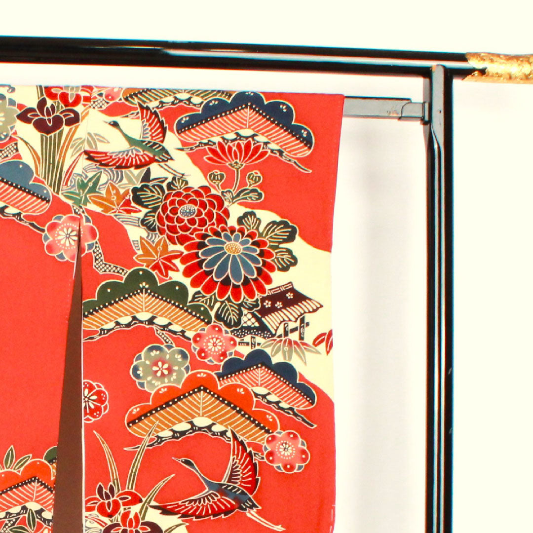 Long-sleeved kimono, length 168cm, sleeve length 67cm, lined, benigara color, Kyoto Bingata, small long-sleeved kimono, pure silk, S rank, red, 1113000852512