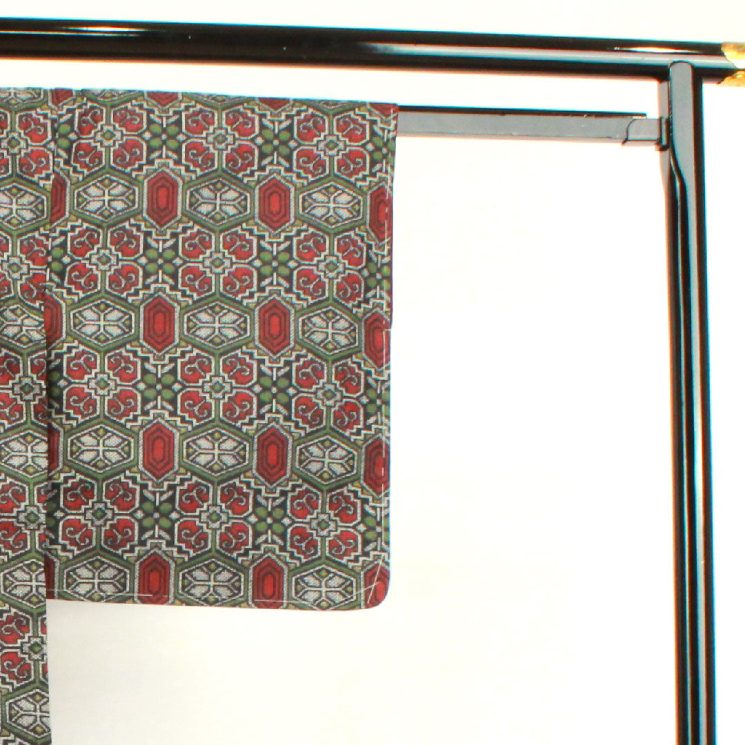 Murayama Oshima Tsumugi Length 162cm Sleeve length 63.5cm With basting thread Unused Ensemble Geometric pattern Pure silk S rank Awase Black 1116002732410