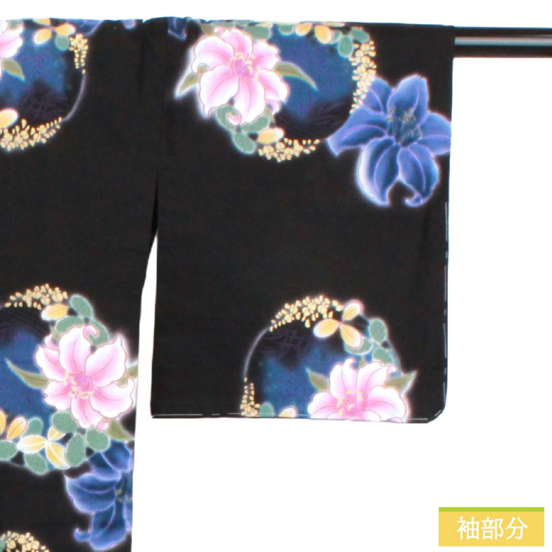 浴衣 木綿 Sランク 身丈168cm 裄丈67.5cm 黒色 山本寛斎 百合 花輪 単衣 黒系 1118006952510