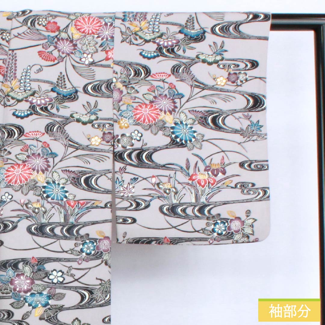 Komon silk, A-rank, length 157.5cm, sleeve length 62.5cm, lined, light ink color (usuzumiiro), Kyoto Bingata pattern, flowing water and floral pattern, gray tones, product number 1115006373322