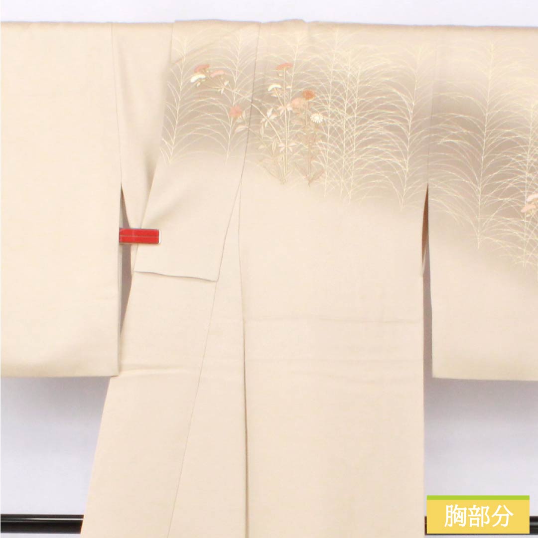 Visiting Kimono, Pure Silk, Grade A, Lined, Length 165.5cm, Sleeve Length 64cm, Tonokoiro (Tonokoiro) Kyoto Yuzen, with a Beige Design of Japanese Pampas Grass, Flowers, and Hagi (Japanese Bush Clover) Item Number: 1112007253525