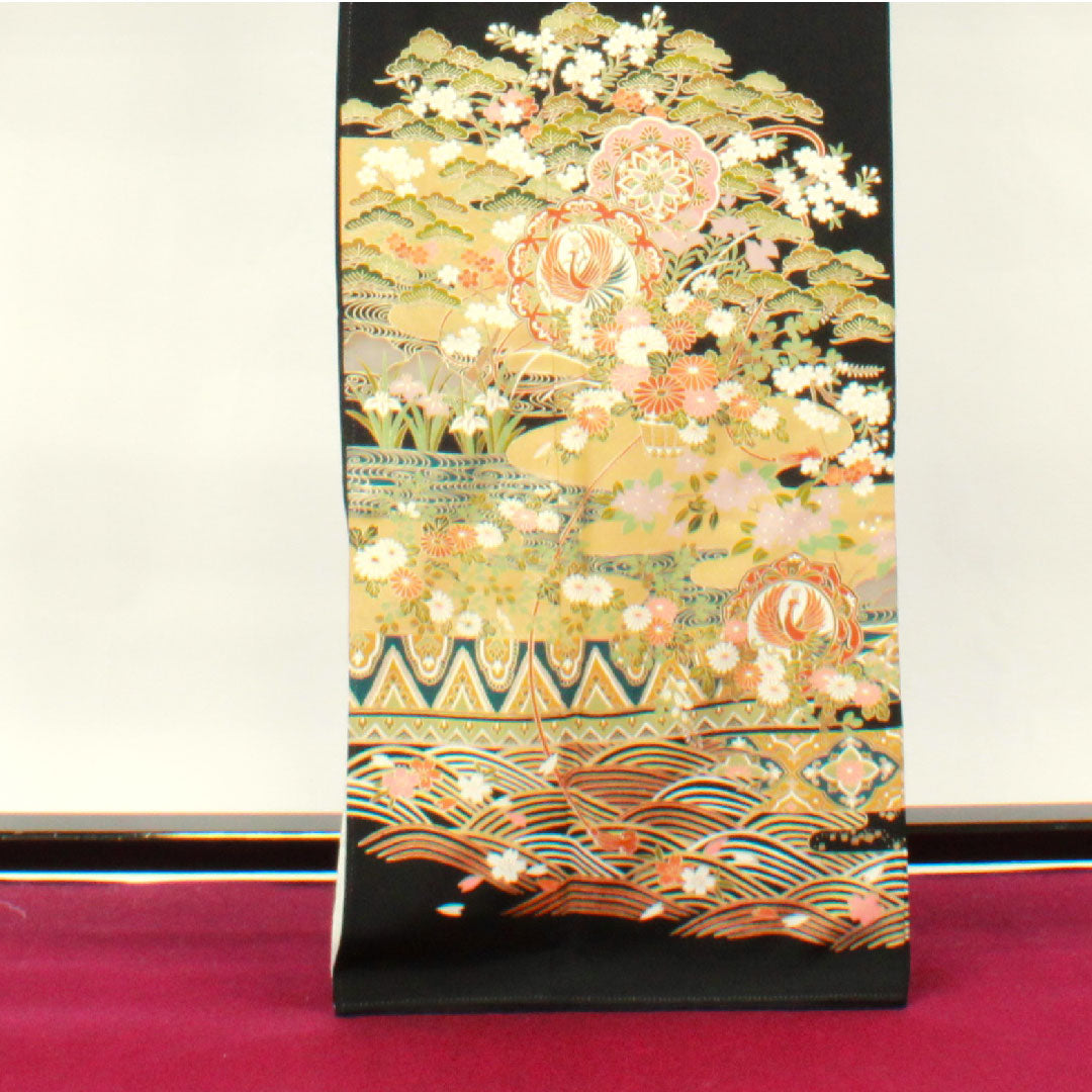 Black formal kimono, length 163.5cm, sleeve length 62.5cm, lined, Kyoto Yuzen, auspicious motif, circle with iris, pure silk, A rank, five crests, black, 1111000633410