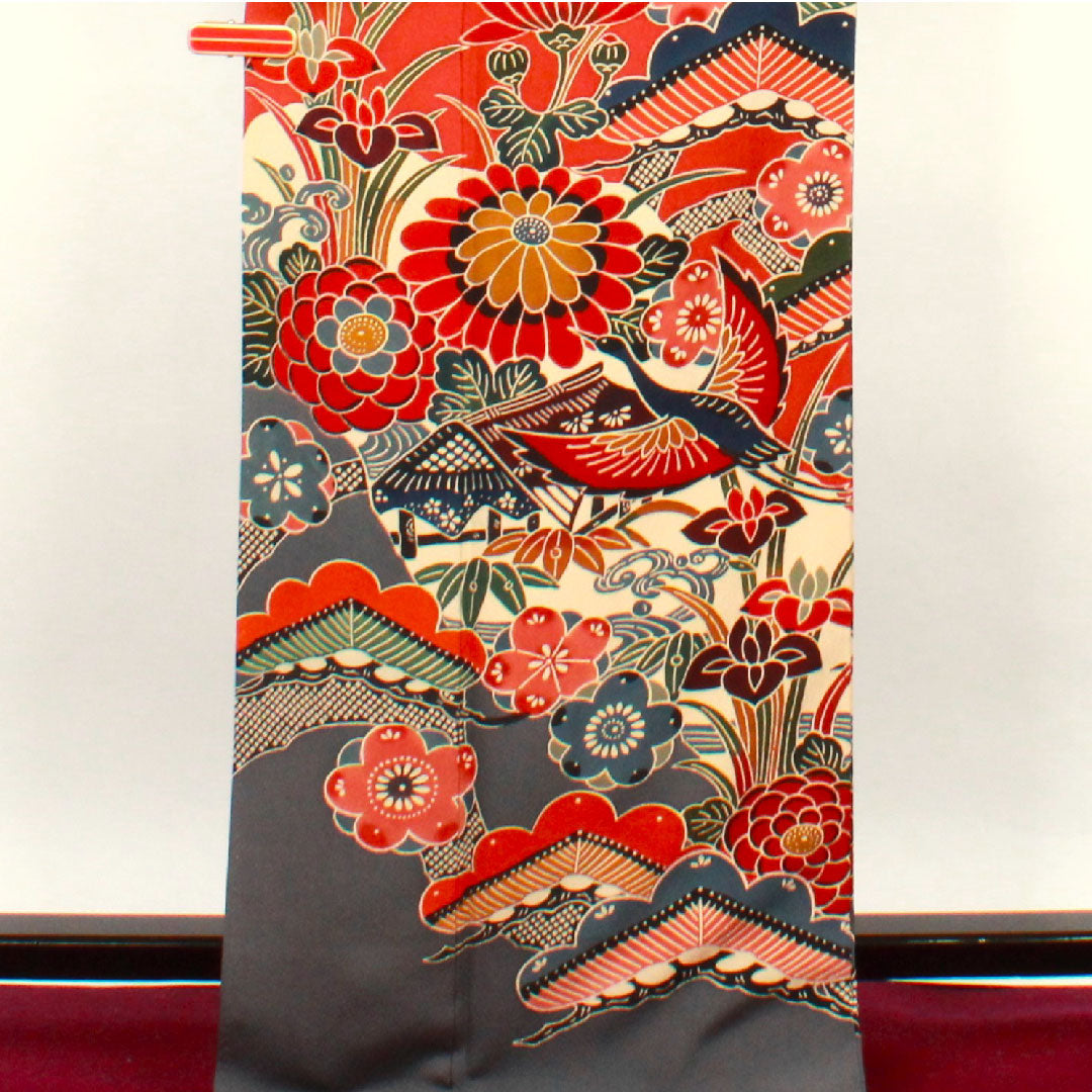 Long-sleeved kimono, length 168cm, sleeve length 67cm, lined, benigara color, Kyoto Bingata, small long-sleeved kimono, pure silk, S rank, red, 1113000852512