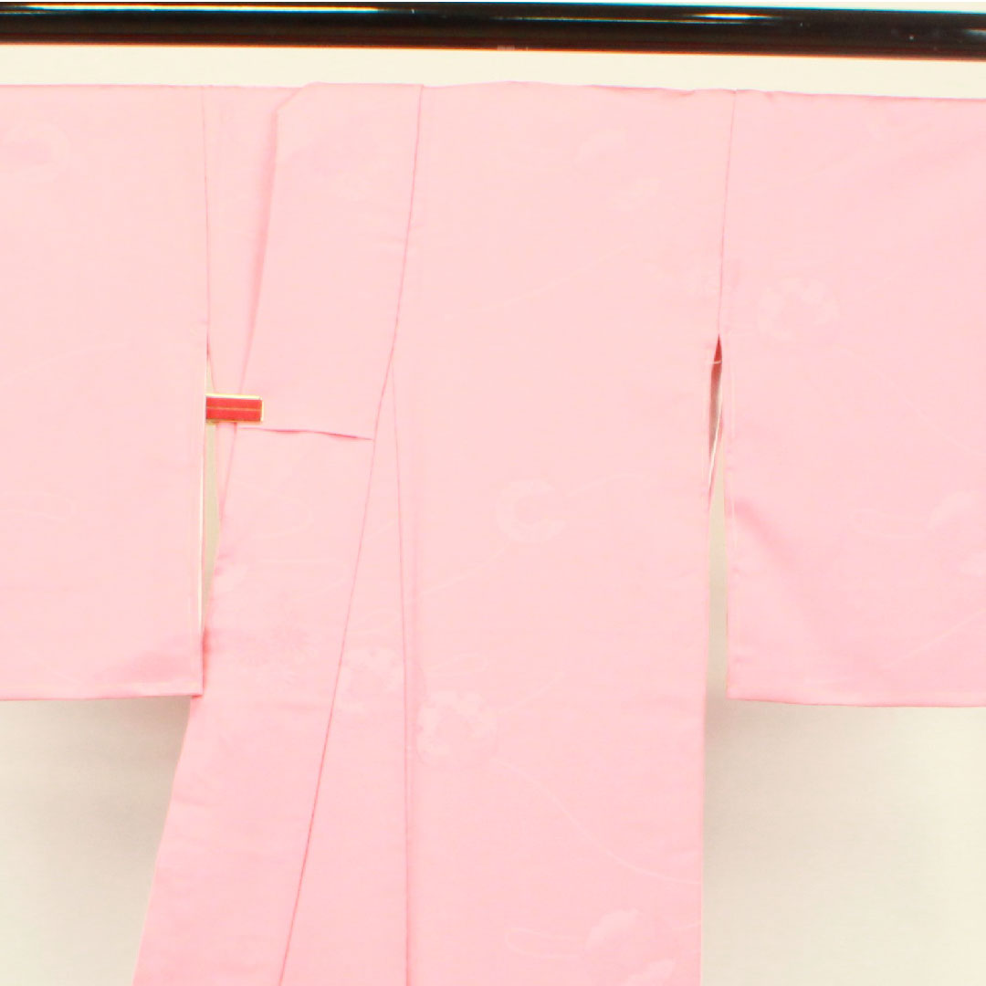 色無地 ポリエステル 長春色 洗える着物 身丈158cm 裄丈65cm 袷 Sランク ピンク系 1114000802313